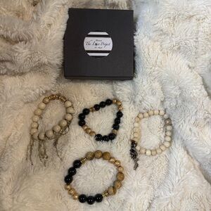 listing-status-banner